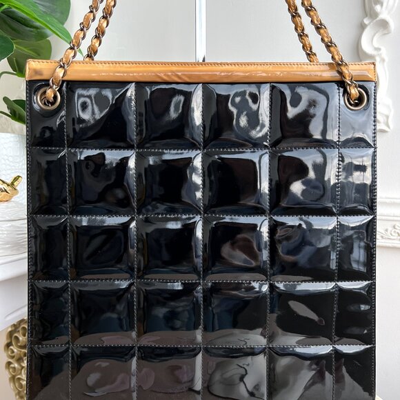 Authentic Chanel Parent Beige Black Leather Quilted Large Shoulder Bag B0796 - Picture 6 of 16